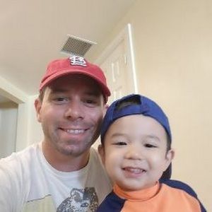 Meet your Posher, Dennis